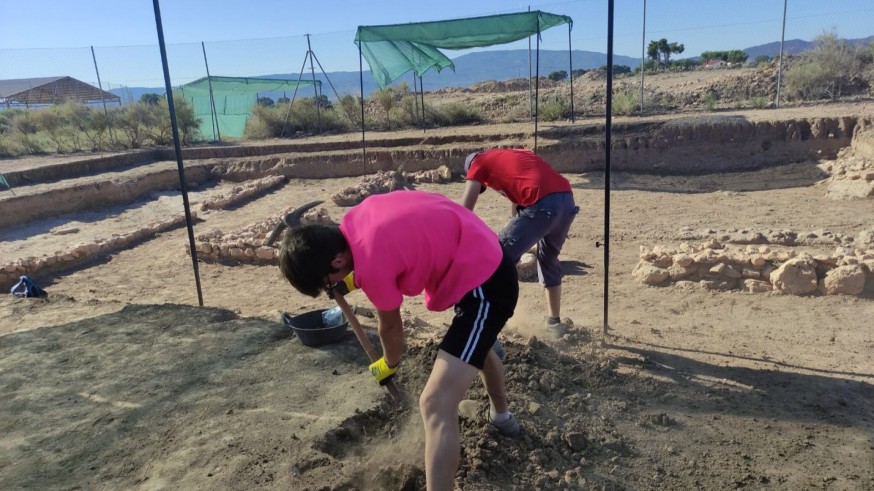 Nueva campaña de excavación en el yacimiento de los Torrejones