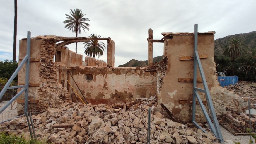Huermur denuncia el "enorme derrumbe" que ha sufrido la Casa de Antonete Gálvez