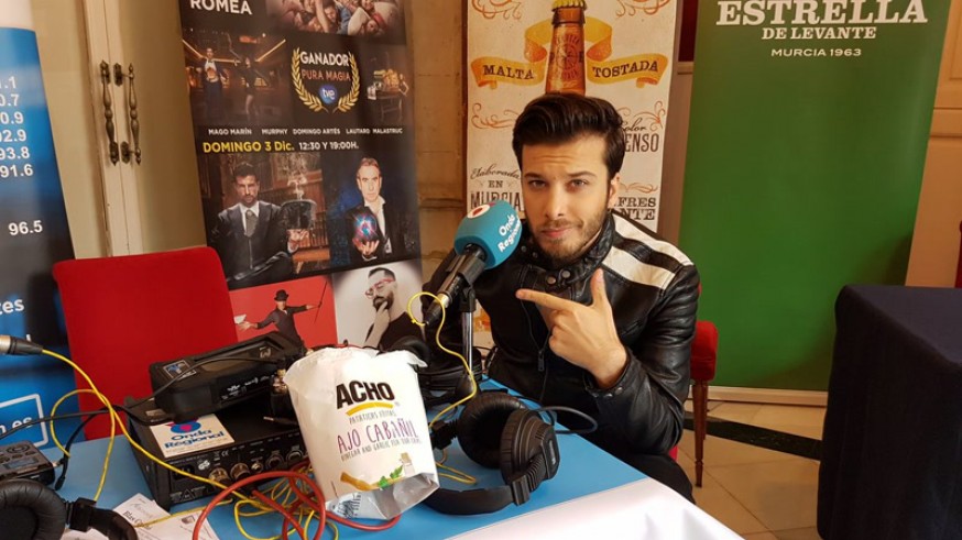 Blas Cantó durante su entrevista en Onda Regional