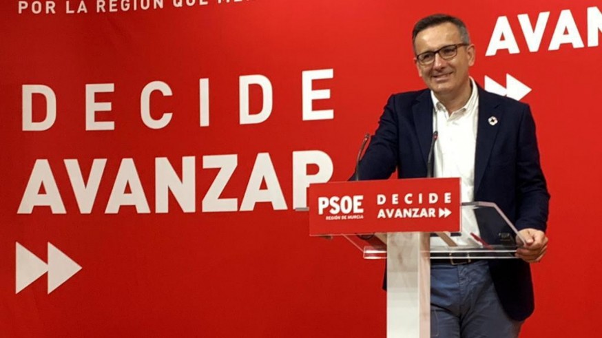 Diego Conesa en rueda de prensa