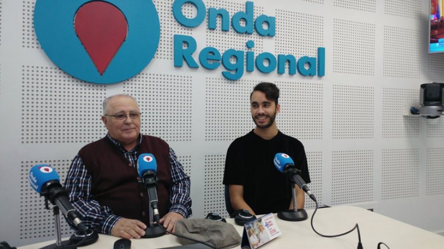 Enrique González Semitiel y el violinista Javier Aguilar en Onda Regional