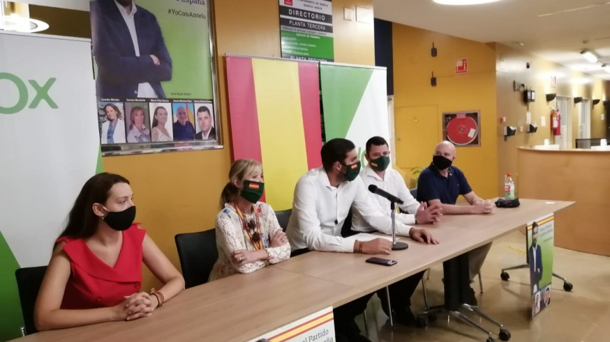 Rueda de prensa ofrecida por Antelo
