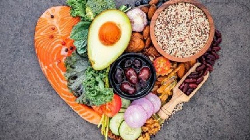 Con sumo gusto, con Luis Hidalgo. La nutricionista Cristina Palazón desmiente los 5 mitos más difundidos
