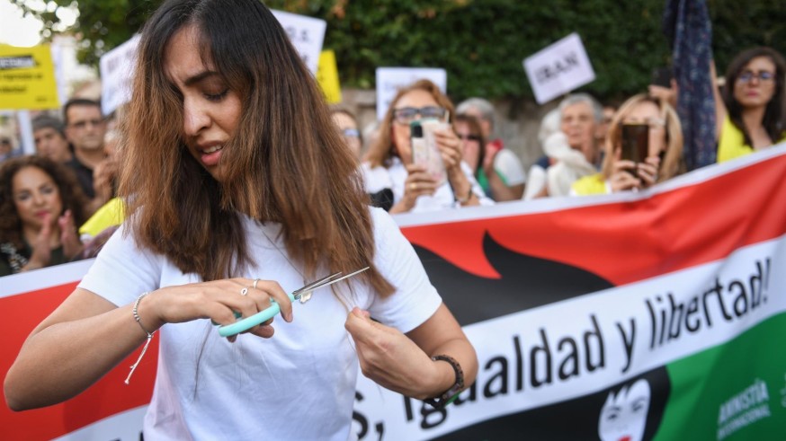 Mujeres iraníes en Murcia: "Luchamos por liberarnos de un régimen brutal y corrupto"