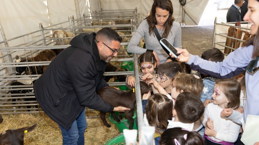 Feria en La Muralla para proteger la ganadería de cordero segureño