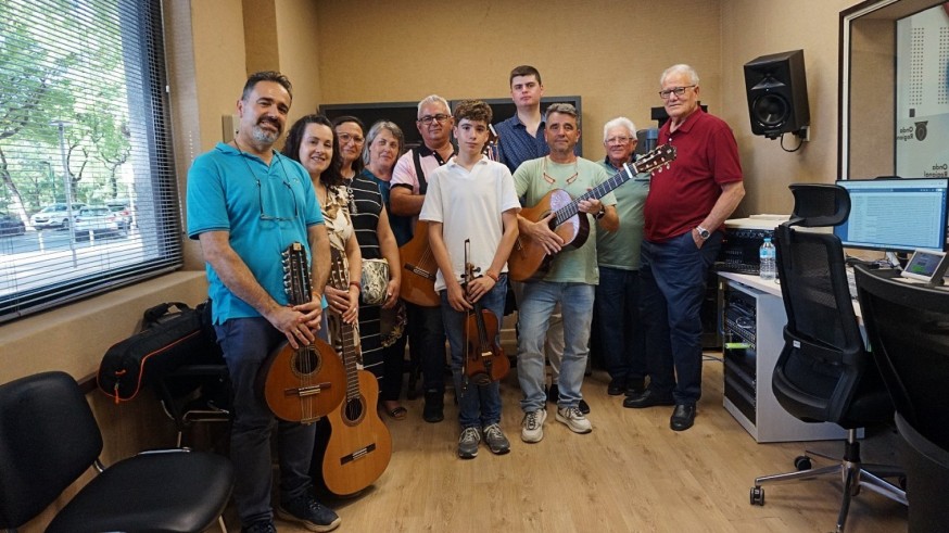 Nos vamos de parranda. Pedro Cardoso con la Escuela de Santa María de Nieva, Huércal-Overa