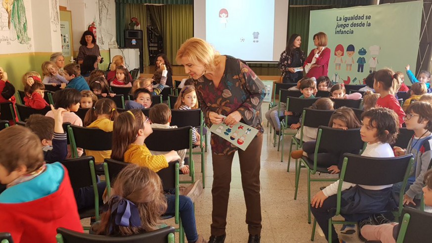 Violante Tomás durante la presentación de la campaña