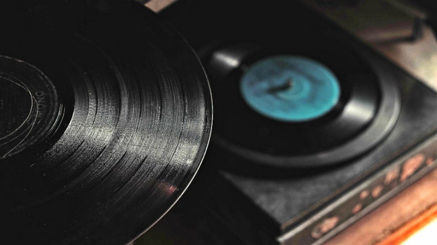 Vinilo y tocadiscos