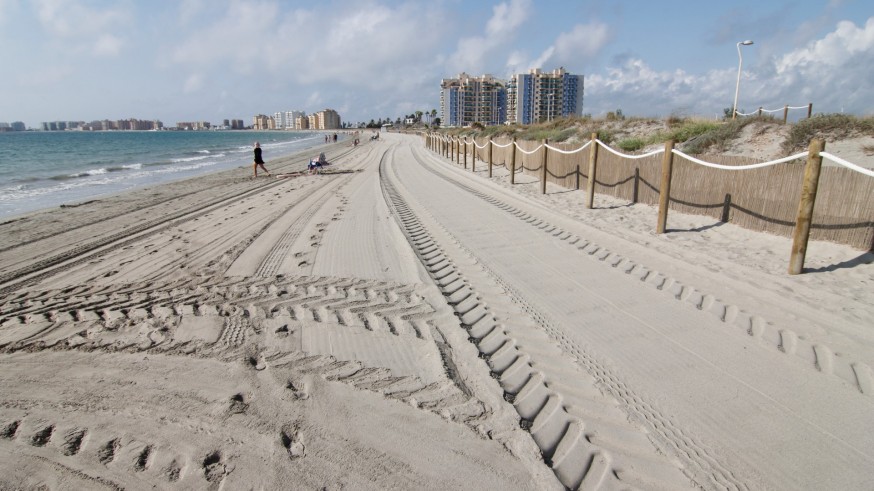 Finaliza la primera fase de la restauración dunar de La Manga con la recuperación de 33.000 metros cuadrados de litoral 