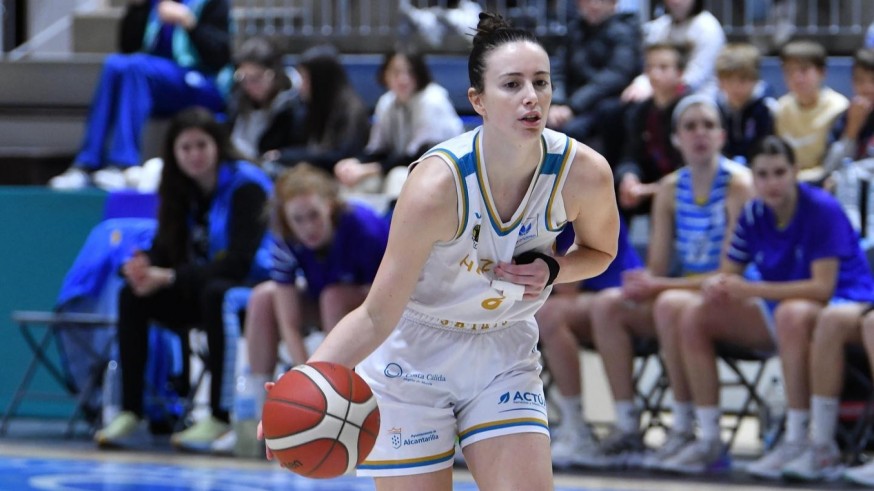 Aina Ayuso: "Montañana quiere más ritmo y un juego alegre en el Jairis"