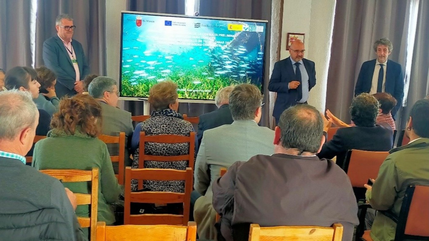 Expertos buscan soluciones innovadoras para desnitrificar el Mar Menor