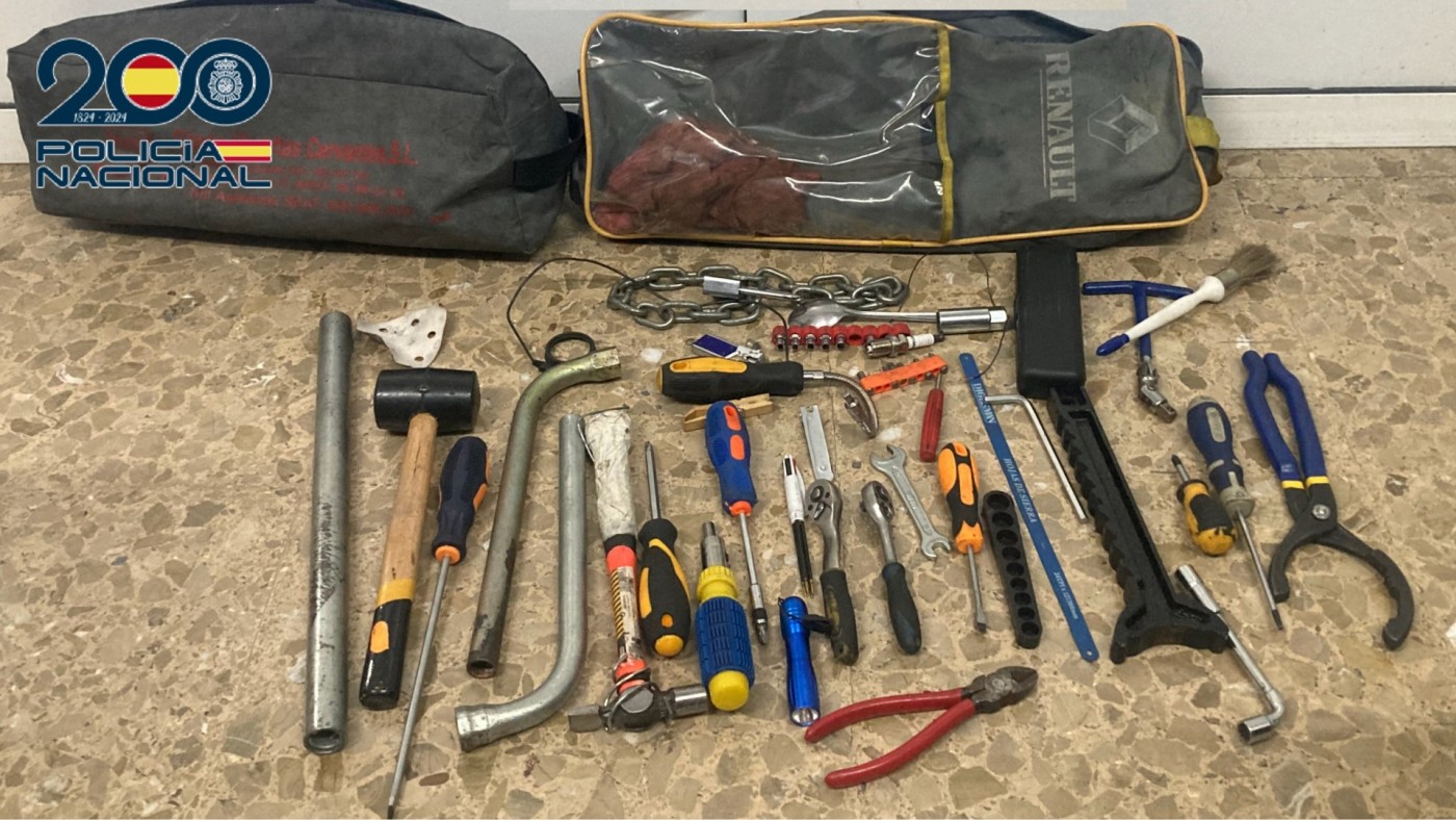 Descubierto saltando al interior de una vivienda para robar en una urbanización de Molina de Segura