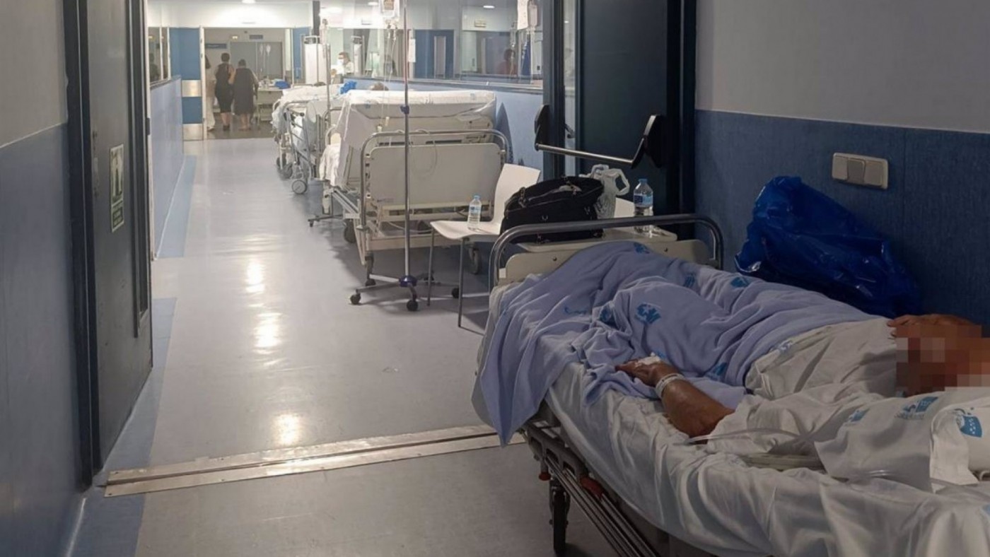 Denuncian que las camas en los pasillos del hospital Santa Lucía empiezan a ser frecuentes