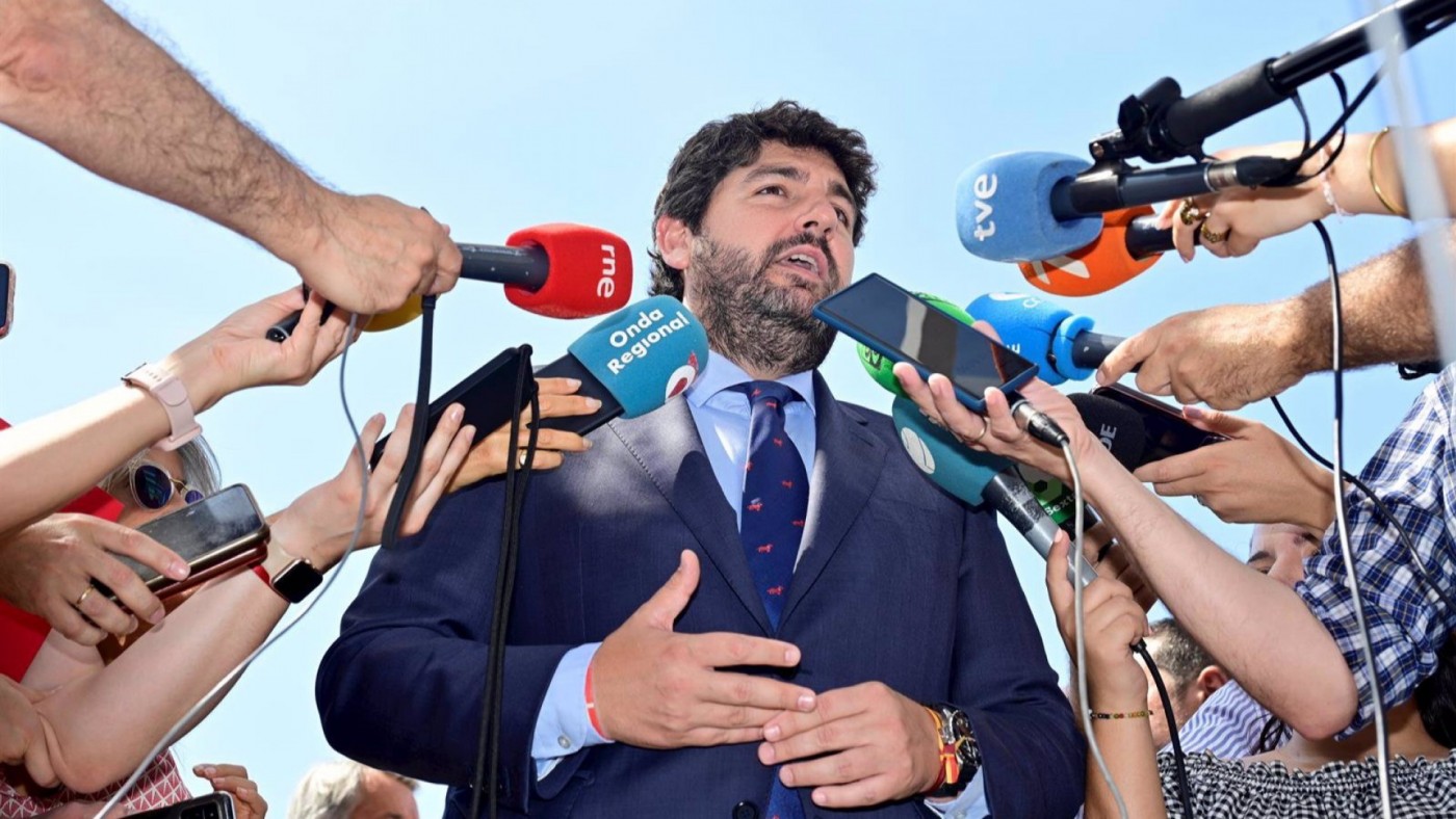 López Miras: "Es una iniciativa parlamentaria de Vox"
