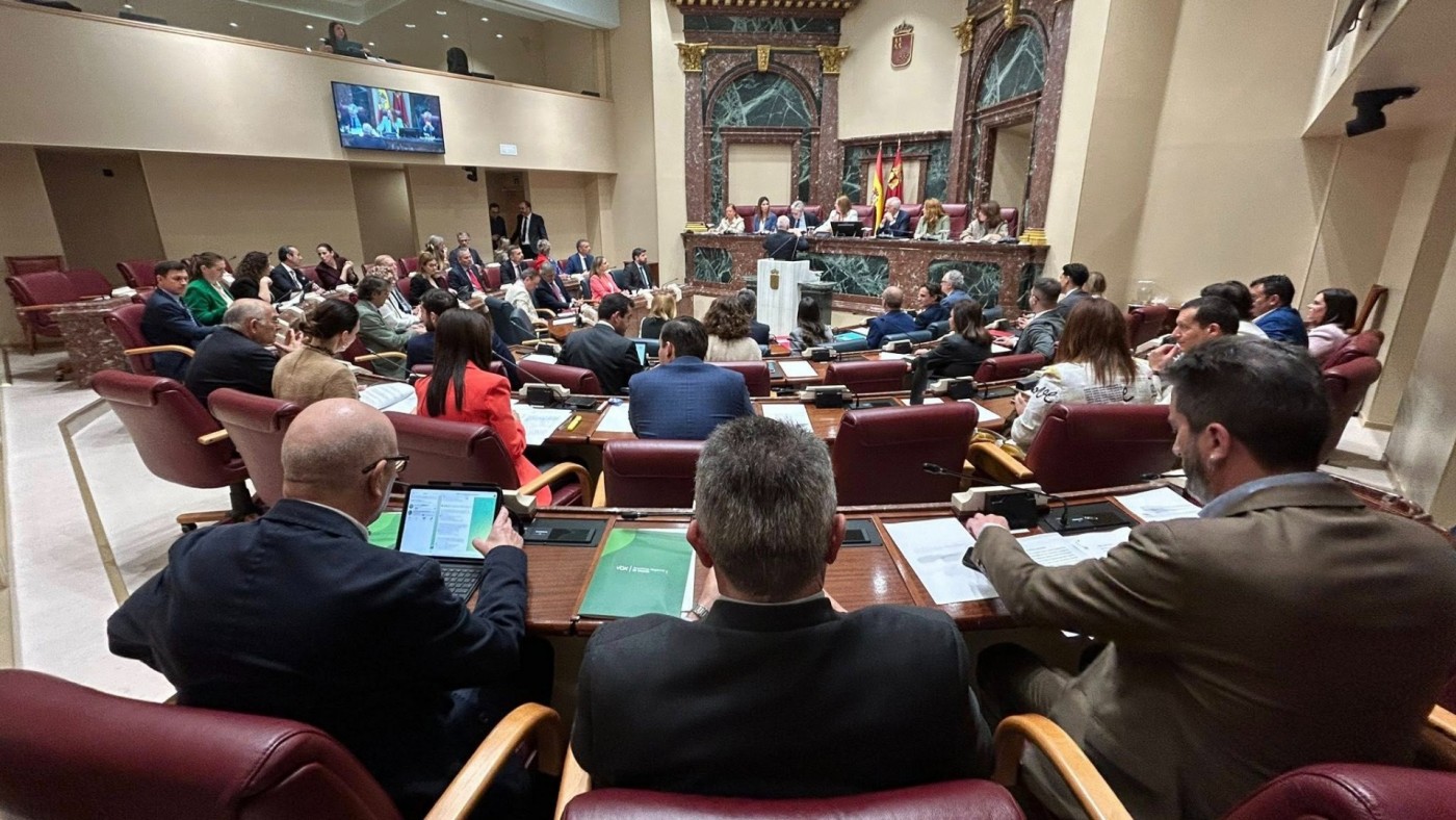 Siguen las diferencias PP-Vox para firmar los presupuestos de la Comunidad 