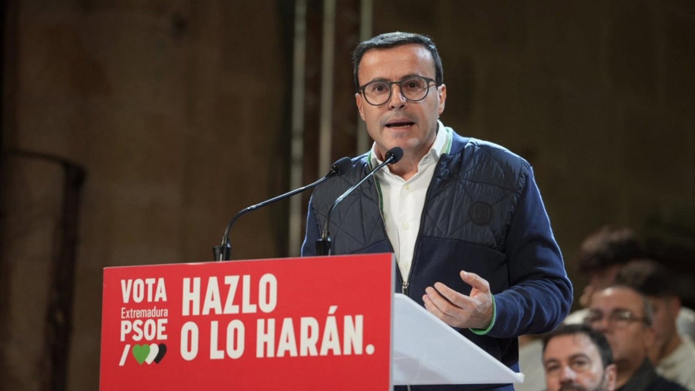 Gallardo dimite como secretario general, pero mantiene el acta de diputado