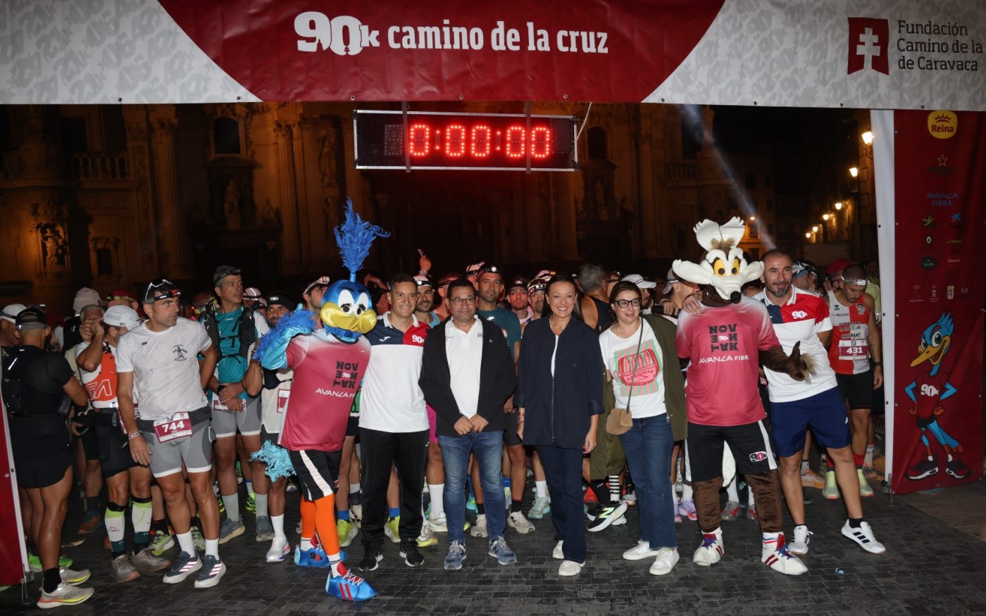 GALERÍA | 2.500 corredores desafían el mal tiempo en la 90K de Caravaca de la Cruz
