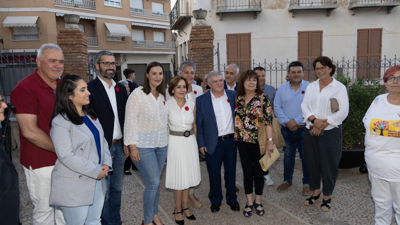 Narbona destaca que "la desalación es el futuro"