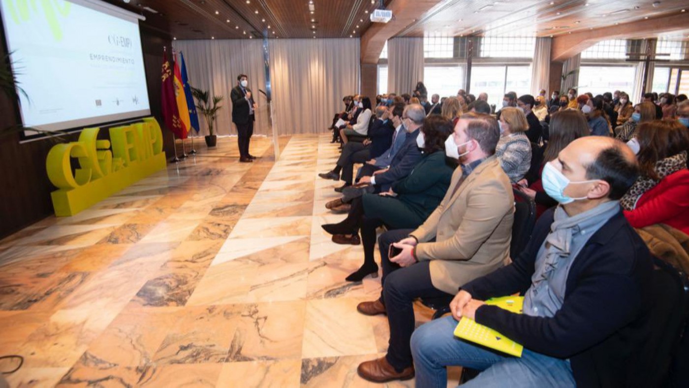 La comunidad invertirá 201 millones de euros en la nueva Estrategia de Fomento del Empleo