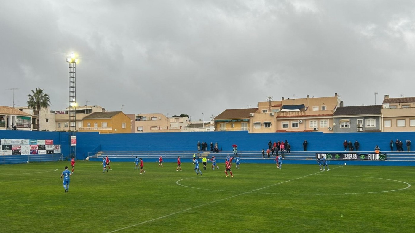 El Cieza sigue de dulce (1-2)