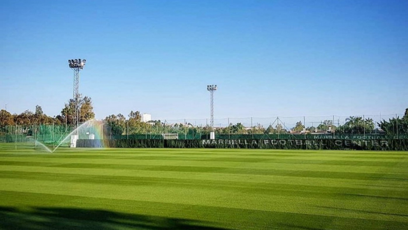 El Yeclano jugará en Marbella sobre una auténtica alfombra y con las medidas recomendadas por FIFA; 105 X 68
