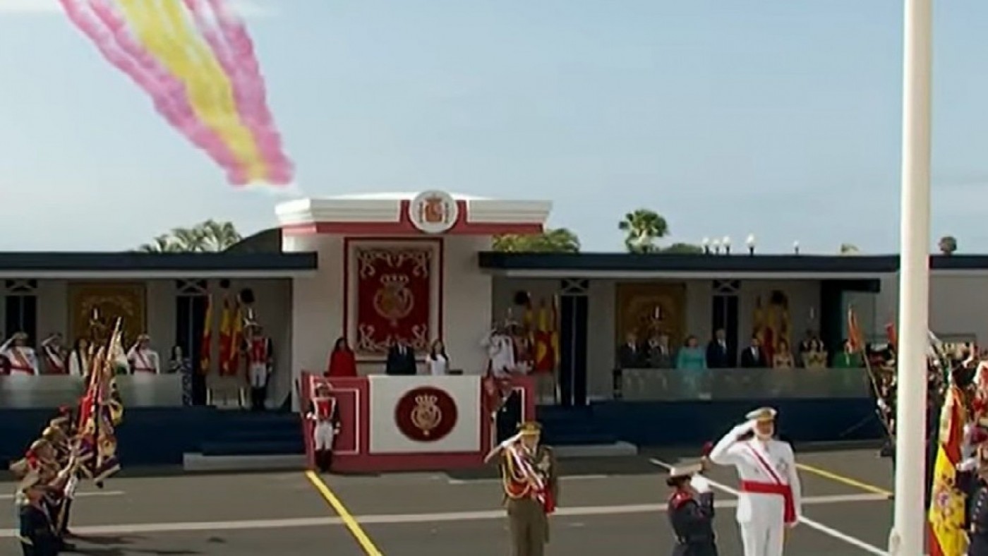 Las fuerzas armadas toman Tenerife en un desfile multitudinario