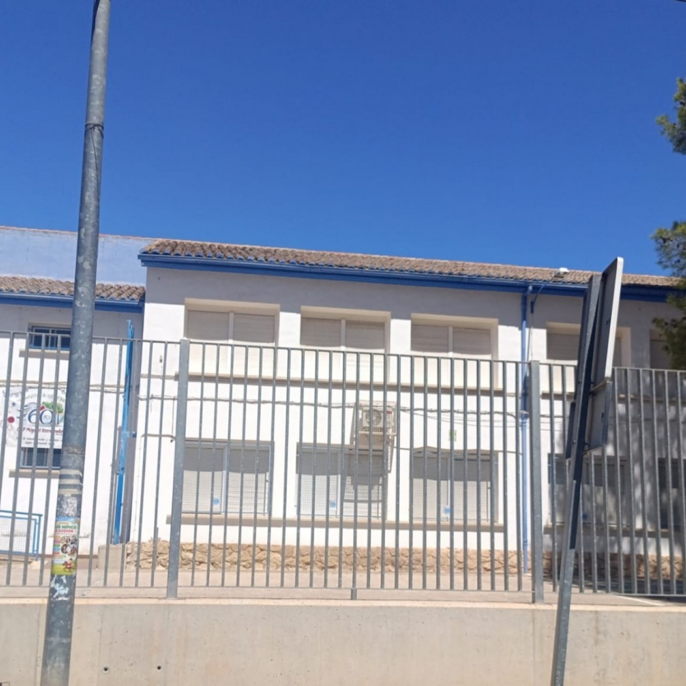 Play EL ROMPEOLAS T08C102 La necesidad de sombras en los coles de Jumilla (30/08/2026)