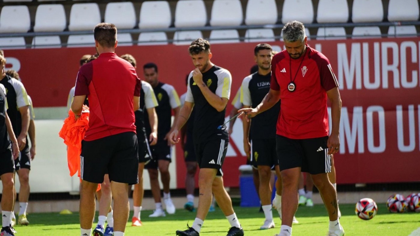 Gustavo Munúa: "Es muy importante que seamos fuertes en nuestra casa"