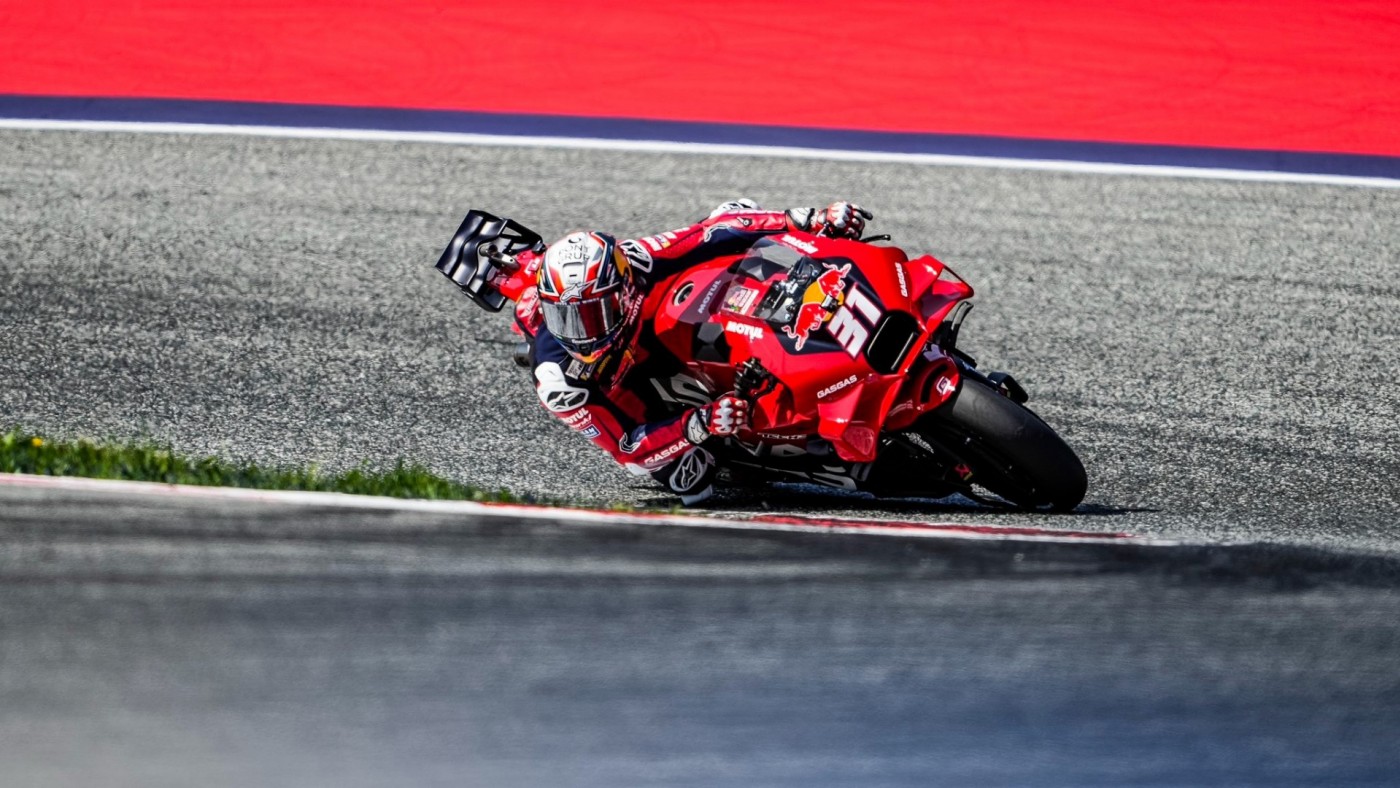 Pedro Acosta se queda sin puntos en la carrera sprint de Austria