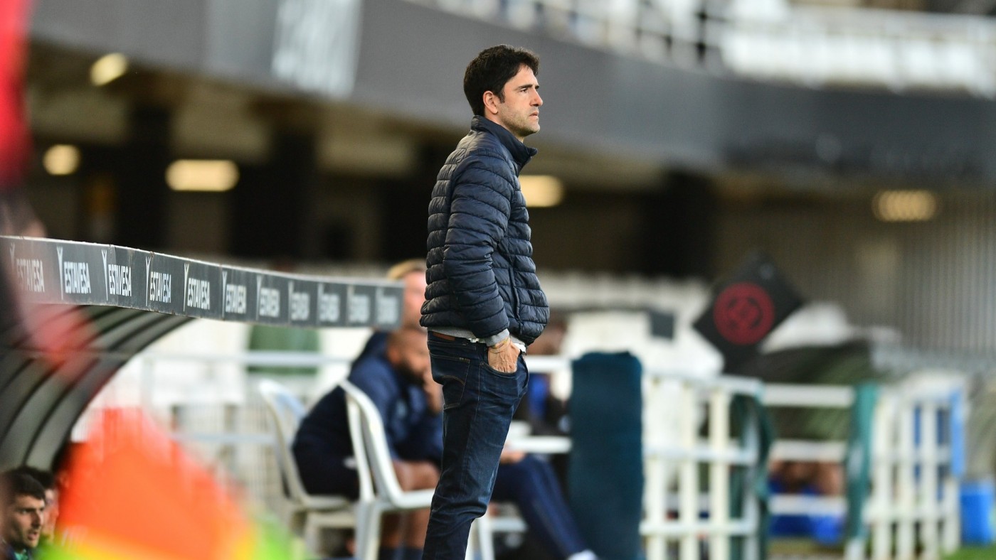 Iñigo Vélez: "Tendremos que saber adaptarnos al campo del Torremolinos"