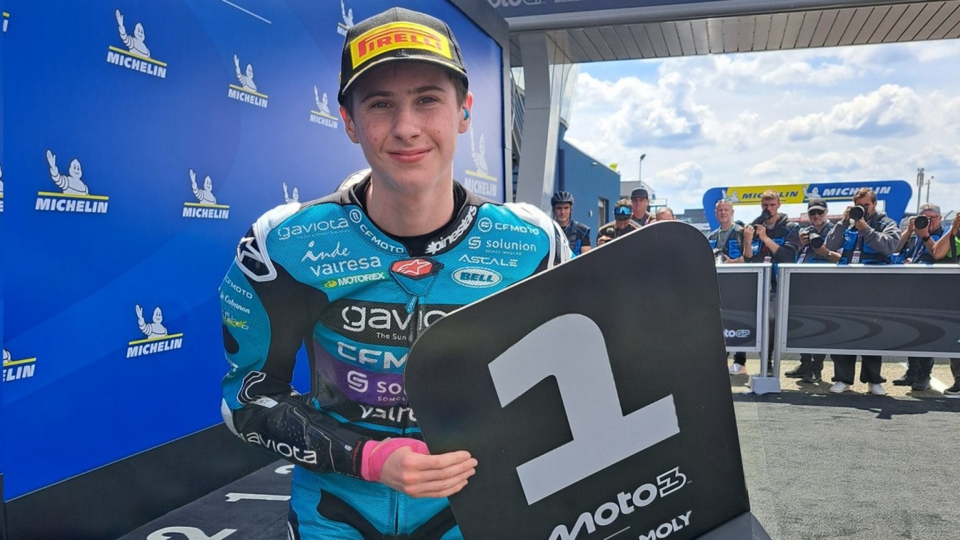 Máximo Quiles reaparece a lo grande y logra la pole position en Francia 