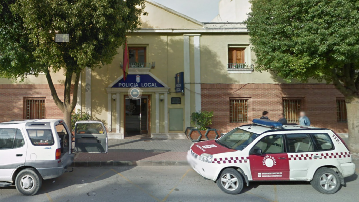 La policía ha detenido a un hombre en Cieza después de agredir a su madre y amenazarla con un cuchillo