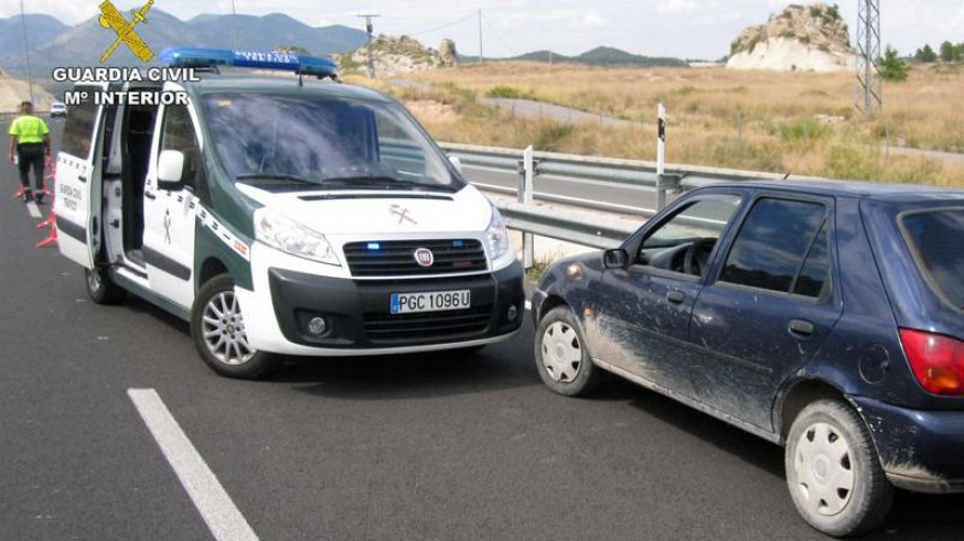 La Guardia Civil intercepta el vehículo que circulaba en sentido contrario