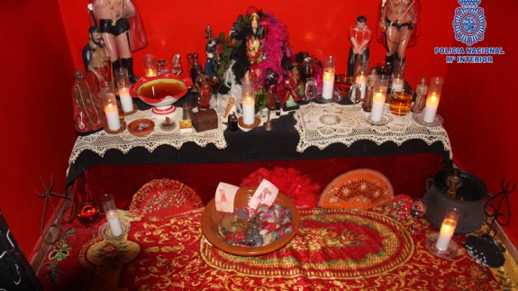 Altar de santería en el que se practicaban los rituales