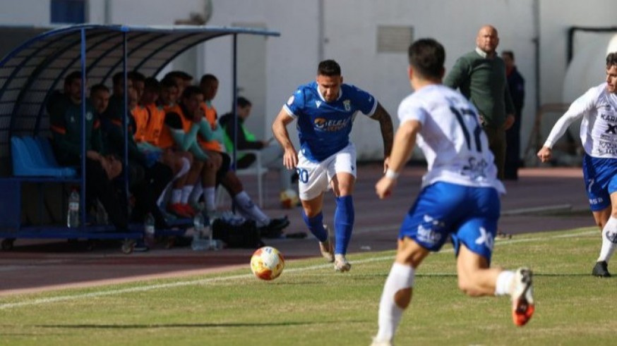 El Yeclano sucumbe ante el Melilla (1-0)