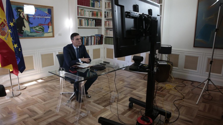 Sánchez por videoconferencia la reunión para el seguimiento del coronavirus