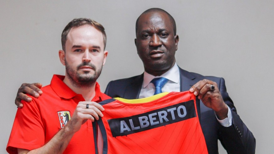 Alberto Antuña, nuevo seleccionador de baloncesto femenino de Uganda