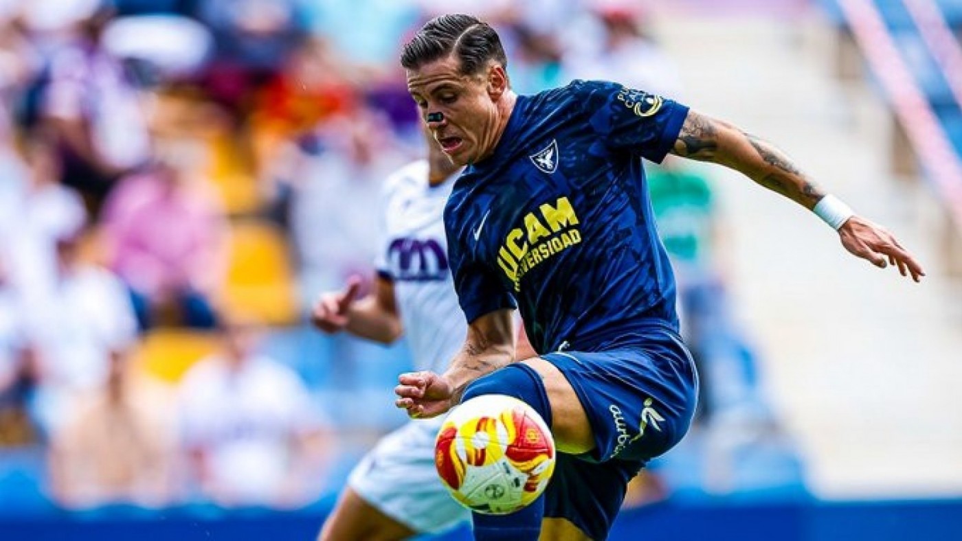 Desastre del UCAM ante el Jaén (1-2)