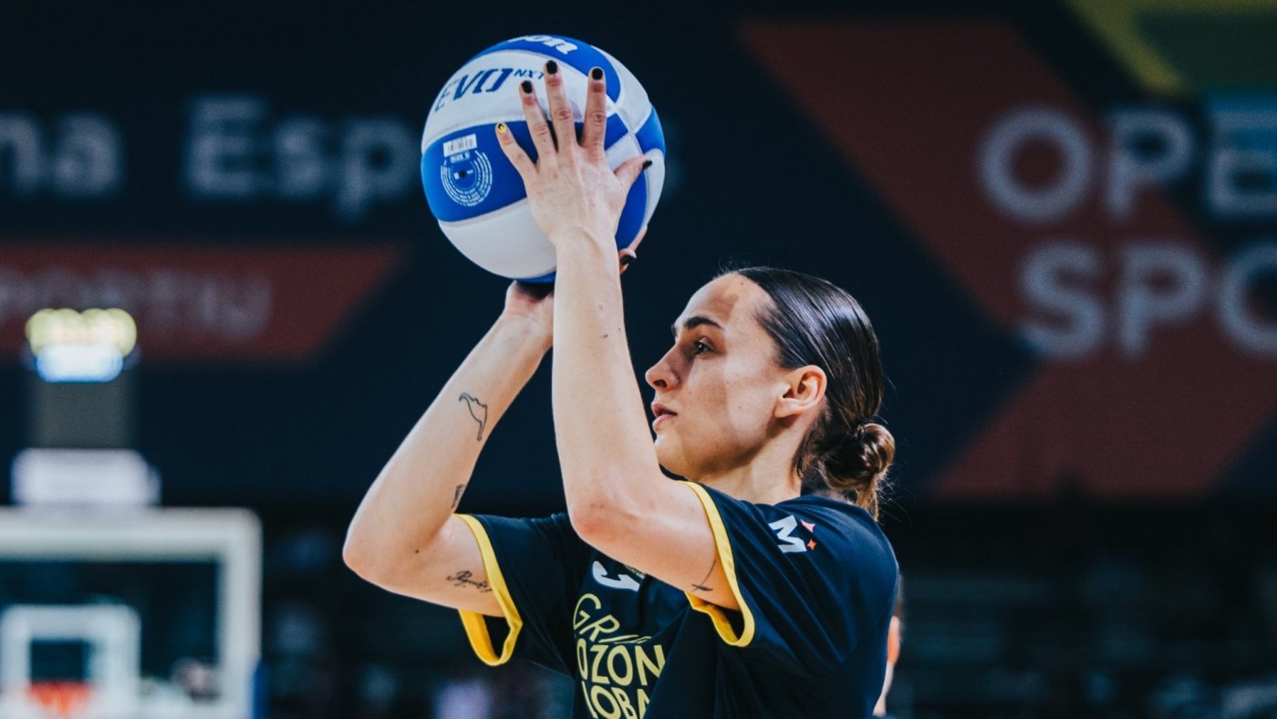 Alba Prieto también se queda