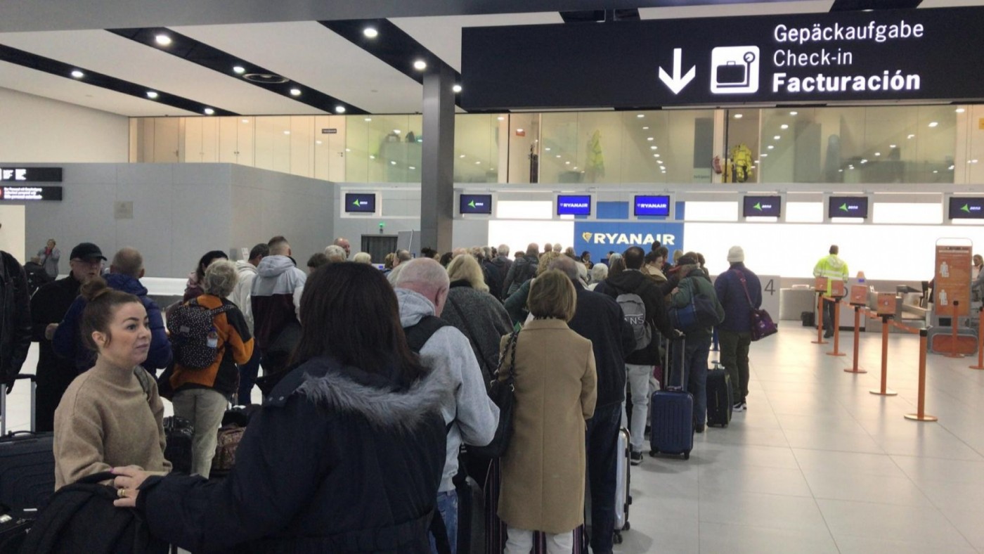 CCOO convoca huelga en los aeropuertos para Navidad