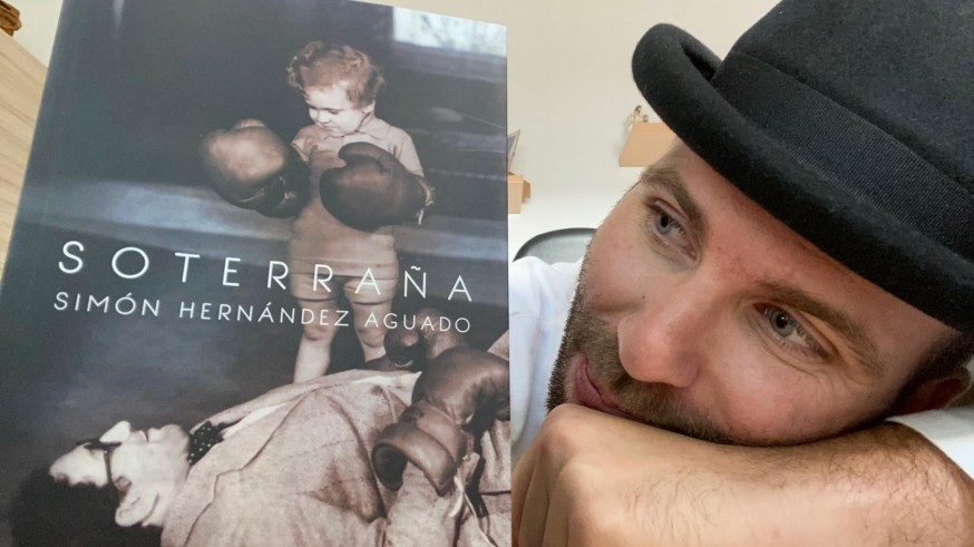El viaje poético de Simón Hernández Aguado hacia la reconciliación y las raíces del alma con 'Soterreña'