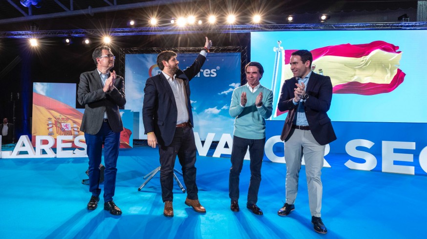 Mitin PP en el Pabellón J.M.Cagigal de Murcia