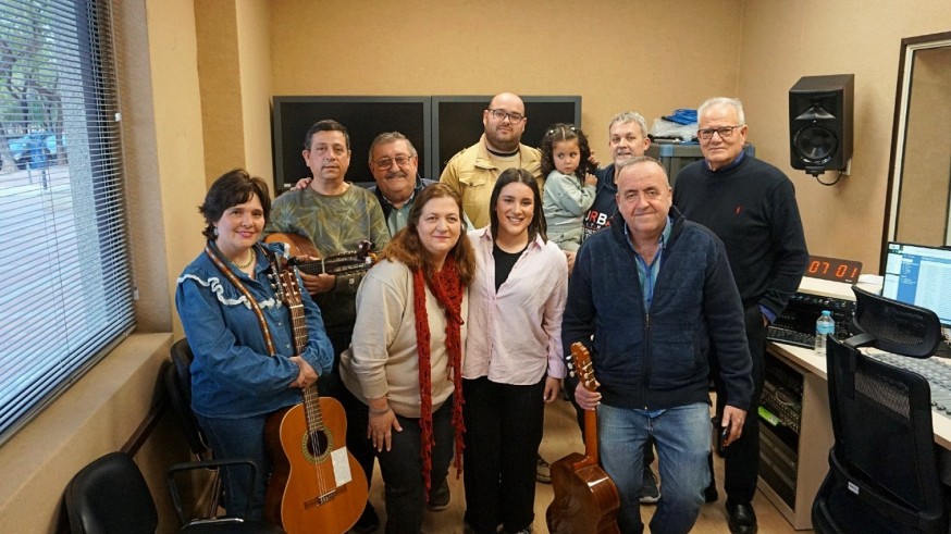 Nos vamos de parranda. Pedro Cardoso: Ya es Primavera. Rondalla peña El Almirez, Santo Ángel