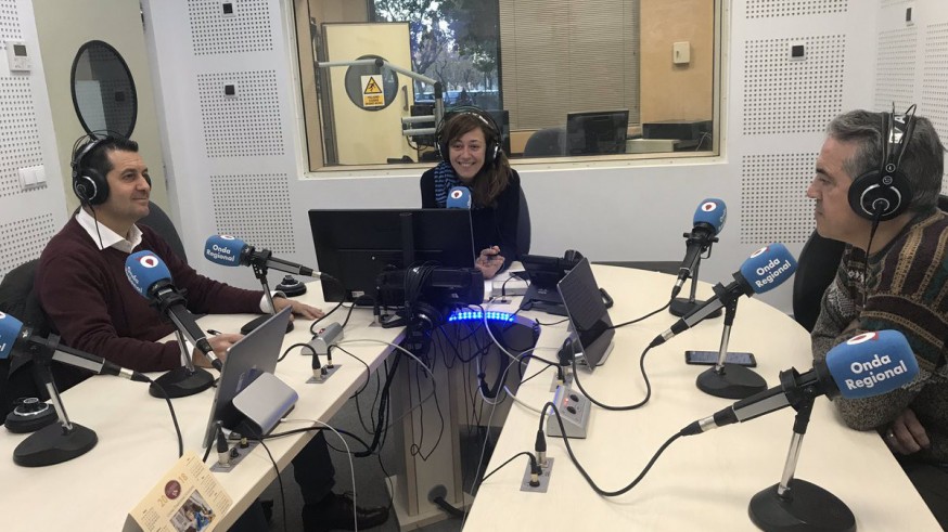 Tertulia en los estudios de Onda Regional