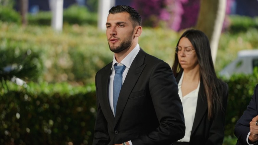 Rafa Mir, condenado a ocho años y medio de cárcel por un delito de agresión sexual y otro de lesiones