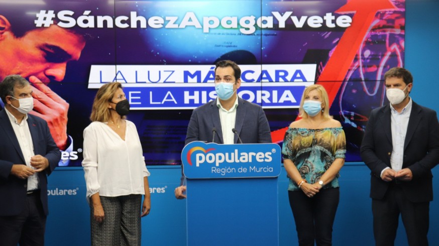 Requena, durante una rueda de prensa en la sede del PP en Murcia. PARTIDO POPULAR