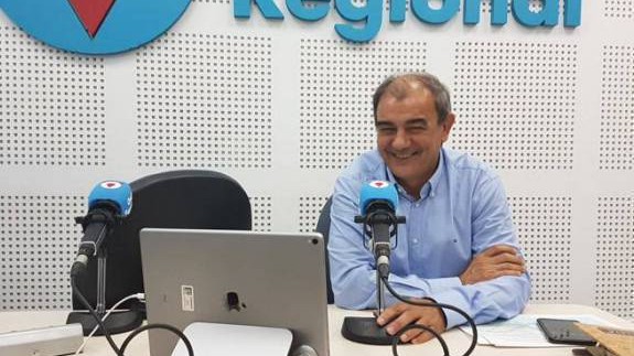 Juan Antonio Pedreño en Onda Regional. Archivo ORM
