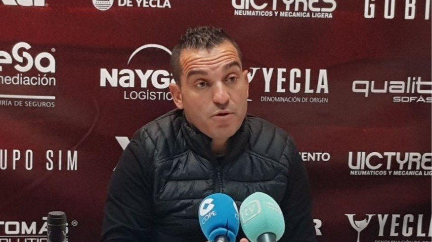 Adrián: "El Sevilla Atlético es poderoso, pero vamos sin miedo"