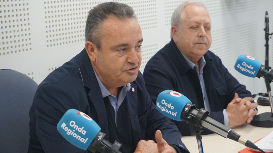 Santiago Navarro y Antonio Jiménez durante la entrevista