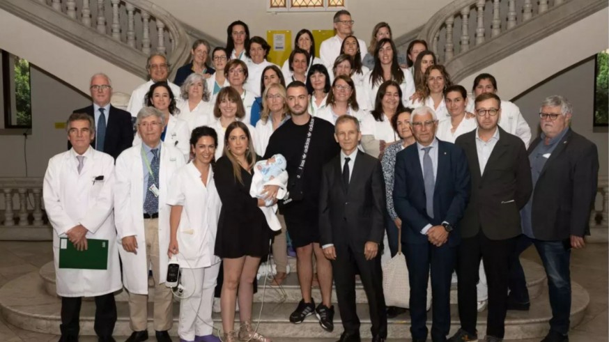 Una murciana, primera mujer trasplantada de útero en ser madre en España 